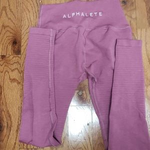 Alphalete revival leggings